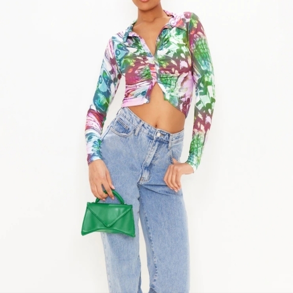 NWT Pretty Little Thing printed slinky ruched front long sleeve crop top - Picture 3 of 8